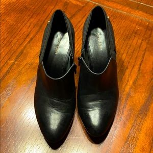 Black heeled booties